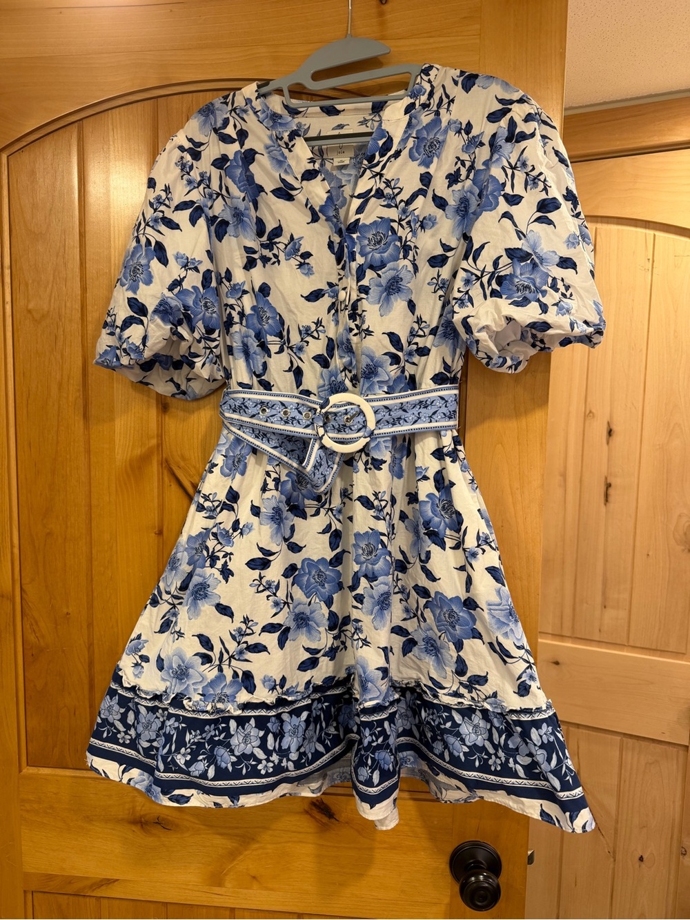 Jolie Blue and White Floral Belted Casual Dress